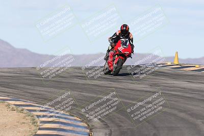 media/Nov-16-2025-Race Pace (Sun) [[8c5fa54630]]/Verified Riders/1-Turns 9 and 10 (925am)/